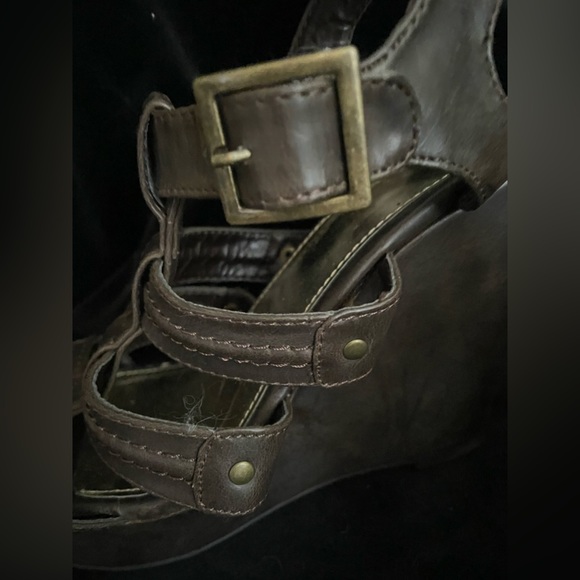 Xhilaration Wedge Sandal 8 1/2 Brown - Picture 6 of 14